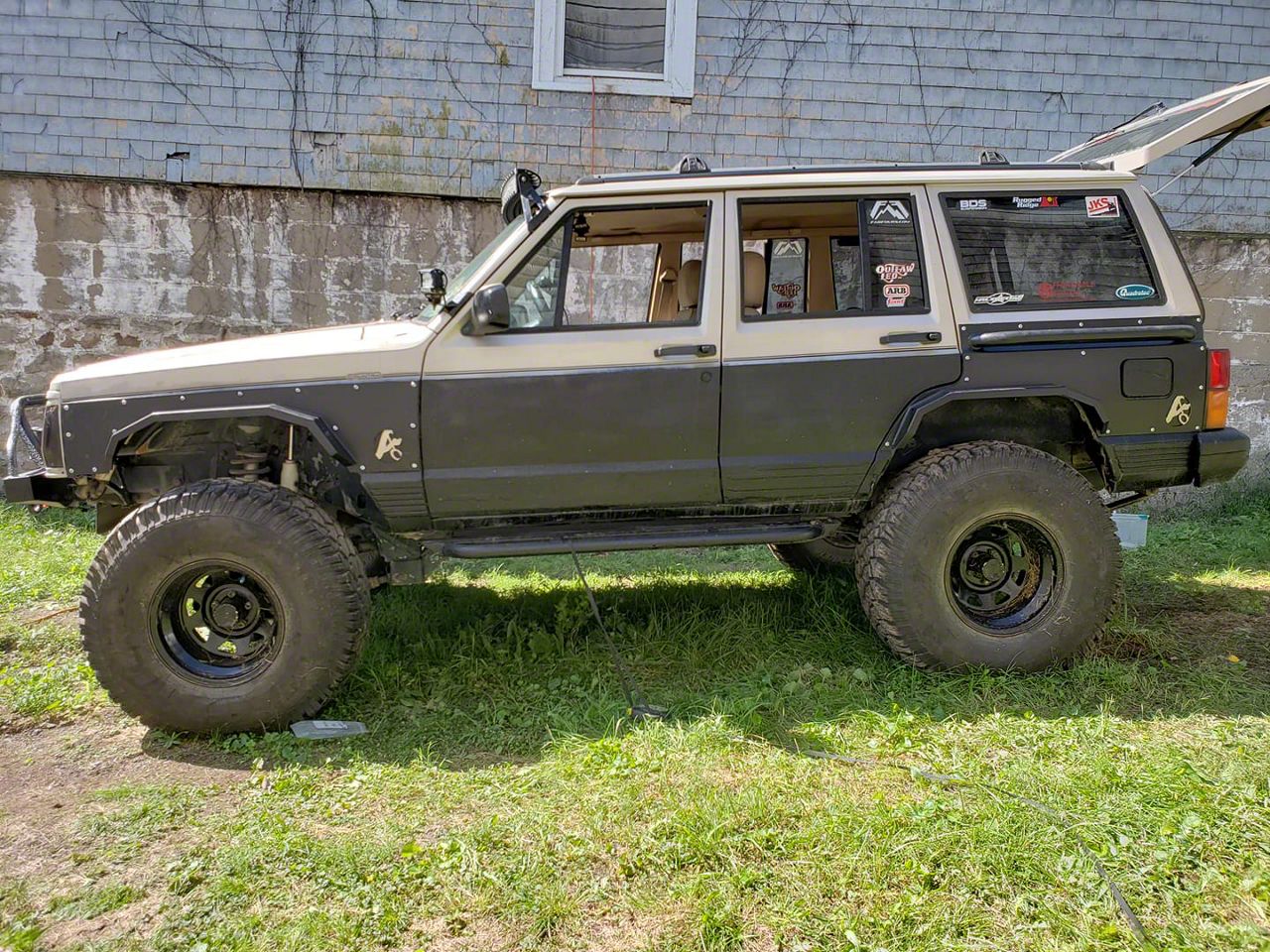 Affordable Offroad Jeep Cherokee Front and Rear Body Armor with Fender ...