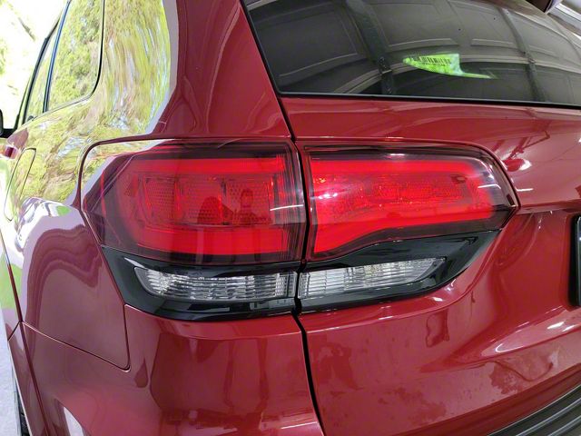 Tail Light Chrome Delete (14-21 Jeep Grand Cherokee WK2)