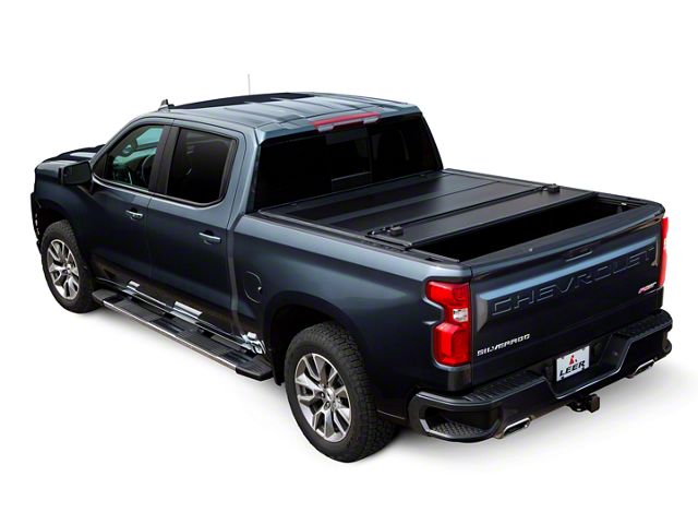 LEER HF650M Hard Folding Tonneau Cover (20-24 Jeep Gladiator JT)