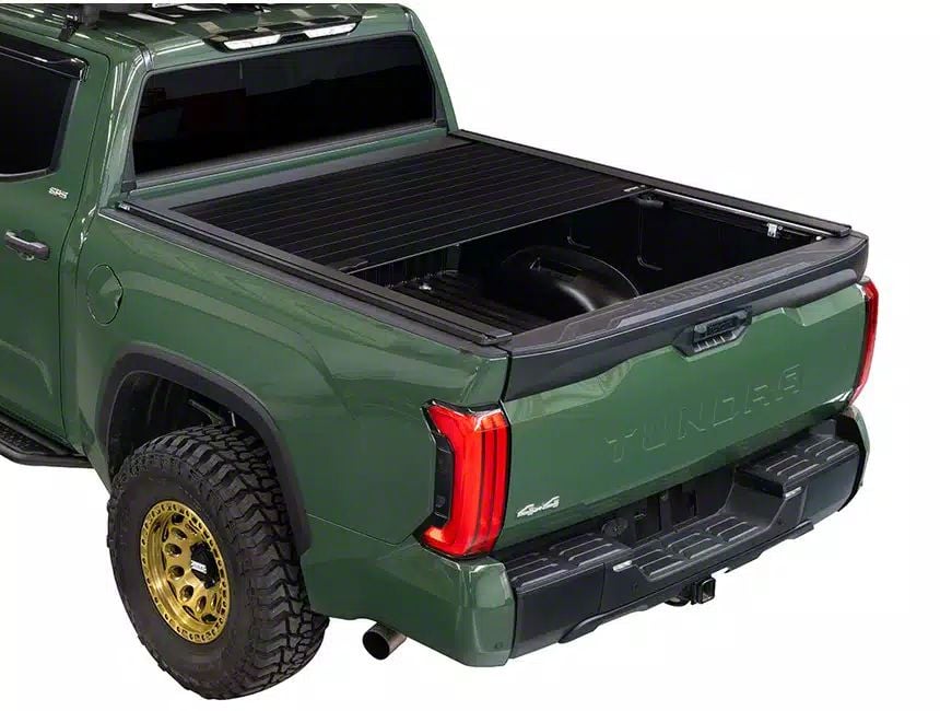 Retrax Titan RetraxPRO XR Tonneau Cover T80741 (0424 Titan w/ 51/2